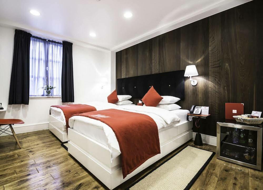 Hotel The Whitechapel Londyn Zewnętrze zdjęcie